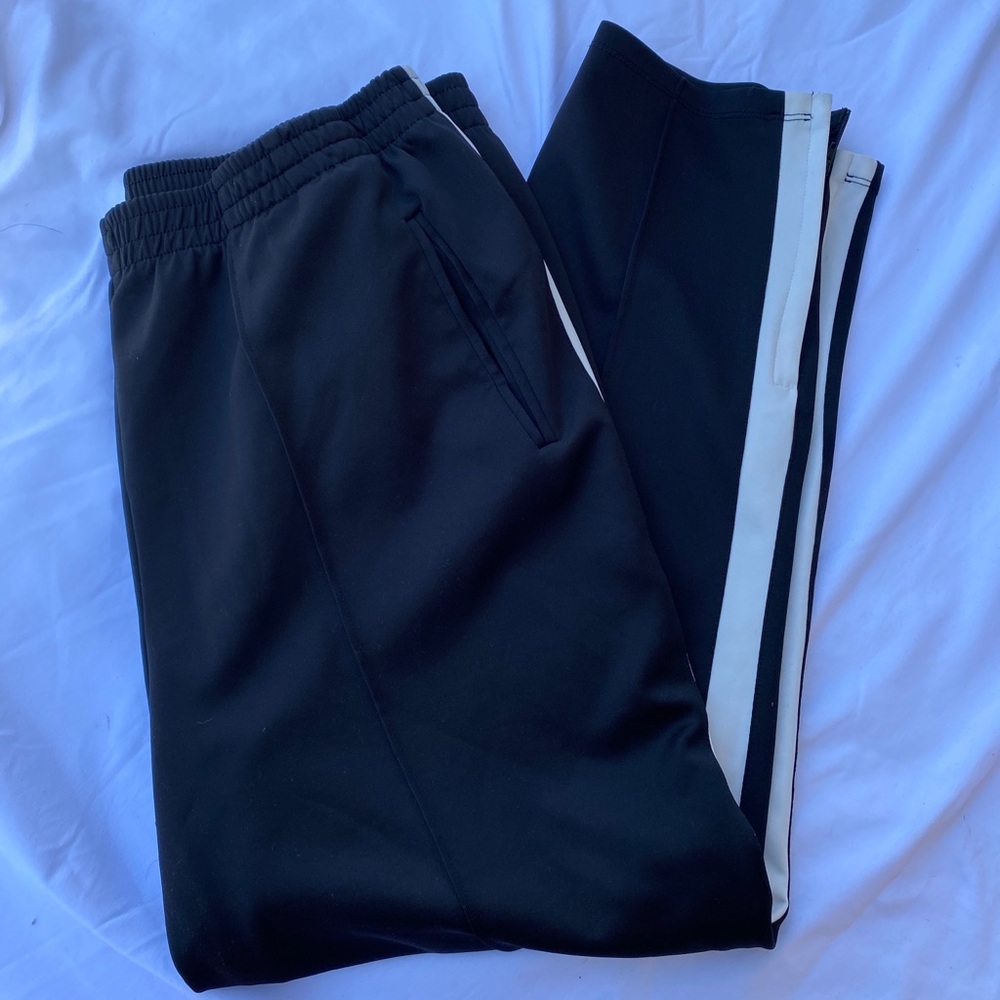 slack style jogger with zipper detail
